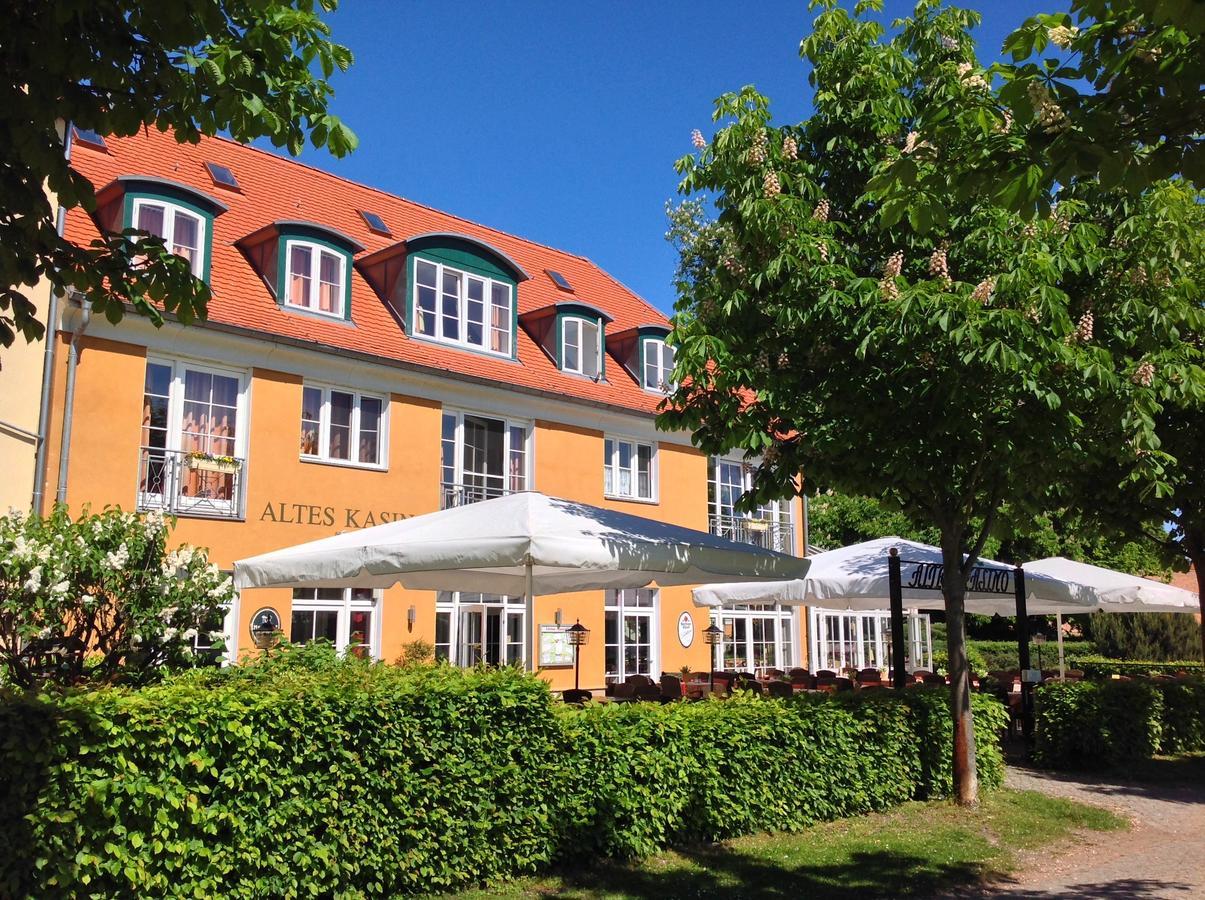 Altes Kasino Hotel Am See نيوروبين المظهر الخارجي الصورة